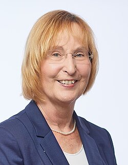 Dr. Martina Wenker
