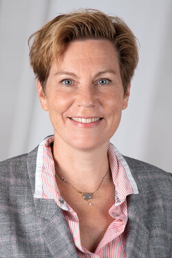 Prof. Dr. med. Dr. phil. Eva Winkler